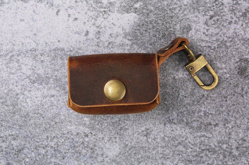 Personalized leather case with 6 dice rustic leather dice storage case