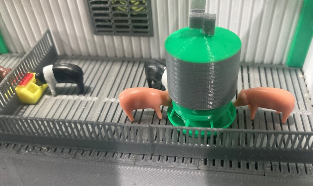 1/64 scale Pig Feeder 3D printed plastic 2 pack Nicely Detailed