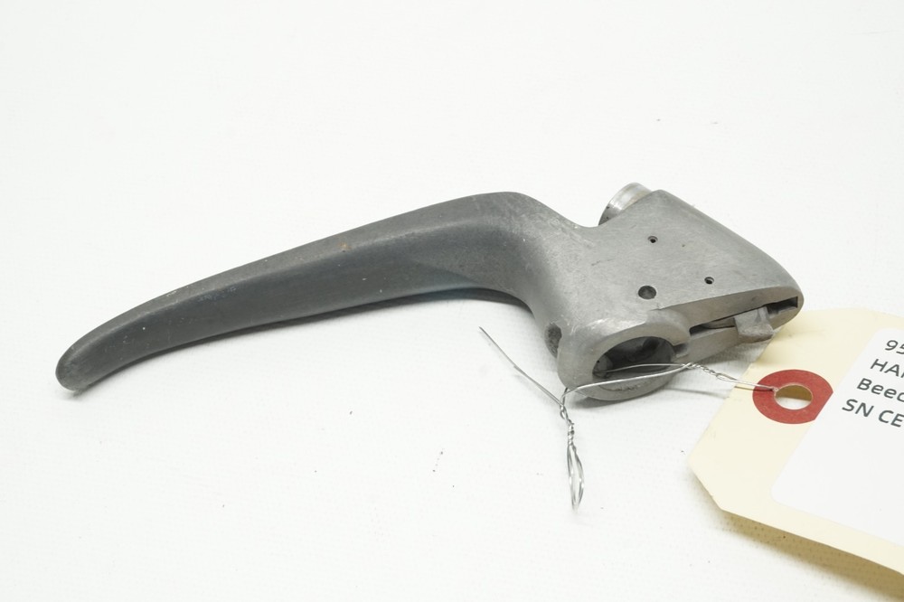 Beechcraft Handle ASSY P/N: 95-380010