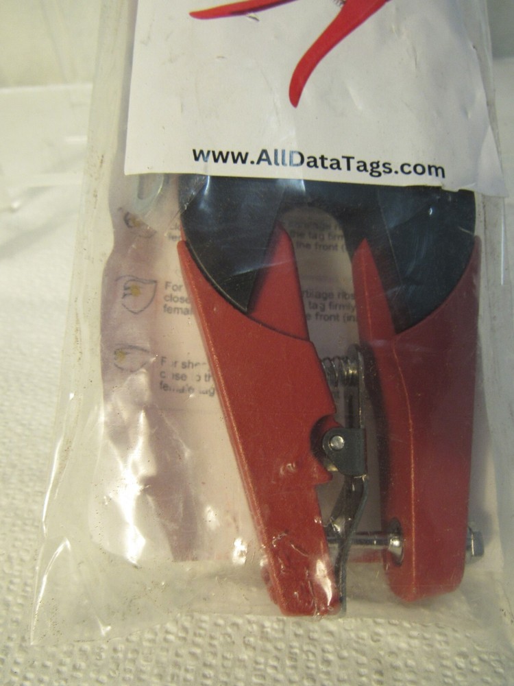 All Data Tags Universal Applicator for Livestock Cows, Pigs