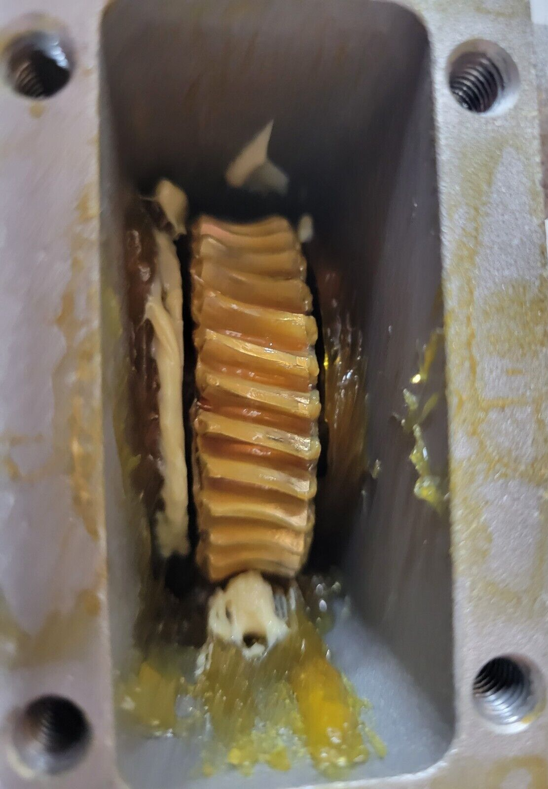 SNOWEX SPREADER KIT GEARBOX POLY SPINNER AUGER BOLTS 1075 575