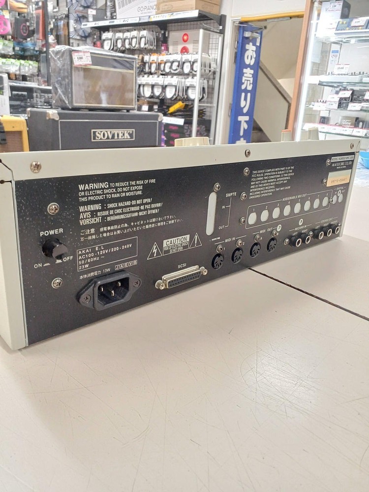 AKAI Sampling Machine MPC2000 MIDI Japanese Edit Good
