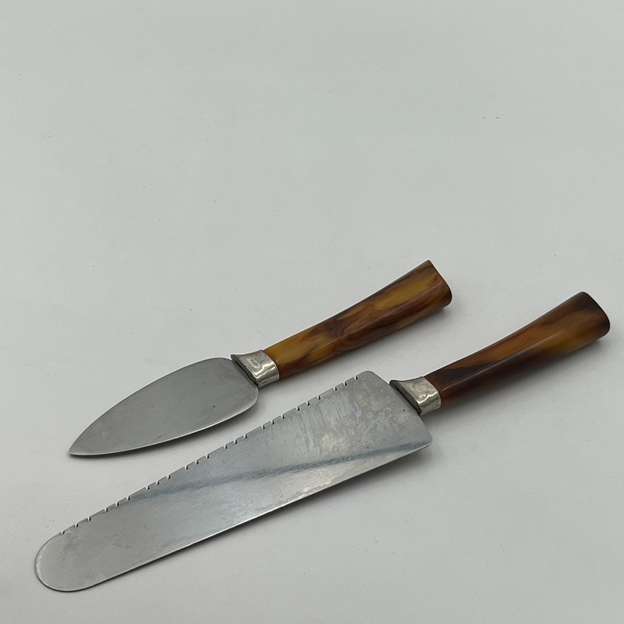 2- VTG Cheese Butter Spreader Bakelite Handle Frontier Forge Knife MCM Kitchen