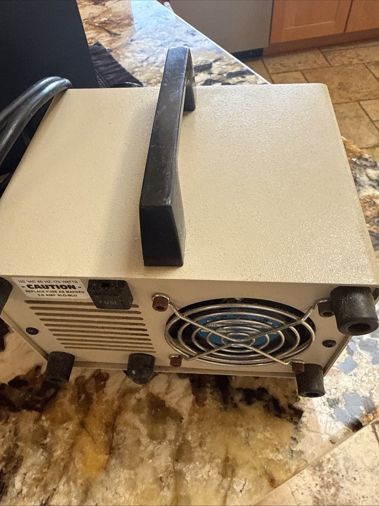 McBain Instruments FOI-1 Dual Fiber Optic Light Source