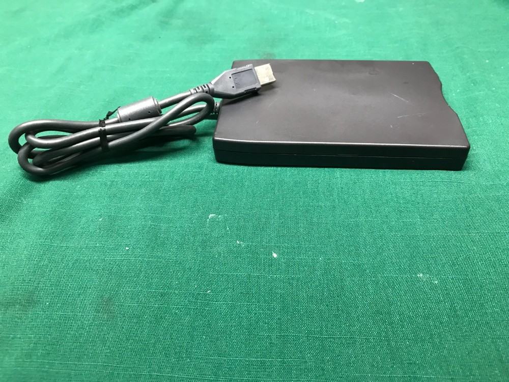 Dell USB External Floppy Drive Module Model FD-05PUB PC Laptop Windows Portable
