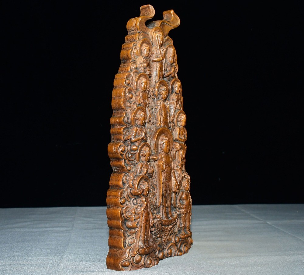 Exquisite Small Leaf Boxwood Thirteen Buddha Ornaments