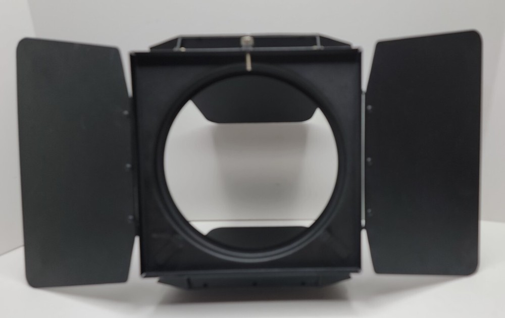 4-Way 4-Leaf Barndoor Light Shield. Ring Insert Size 6-3/4"