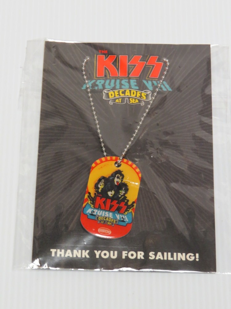 KISS KRUISE VIII 2018 DECADES AT SEA DOG TAG SEALED