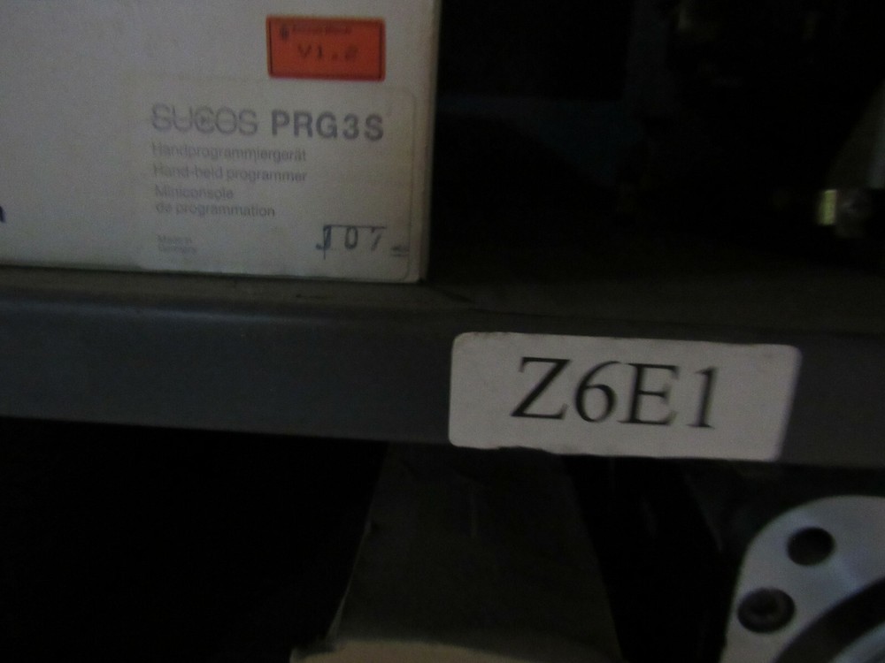 KLOCKNER MOELLER PRG3S HAND HELD PROGRAMMER (MINOR SCUFFS ON SCREEN) *NIB*