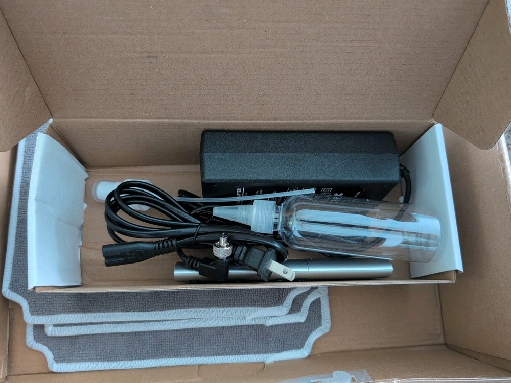 M9 Window Cleaning Robot