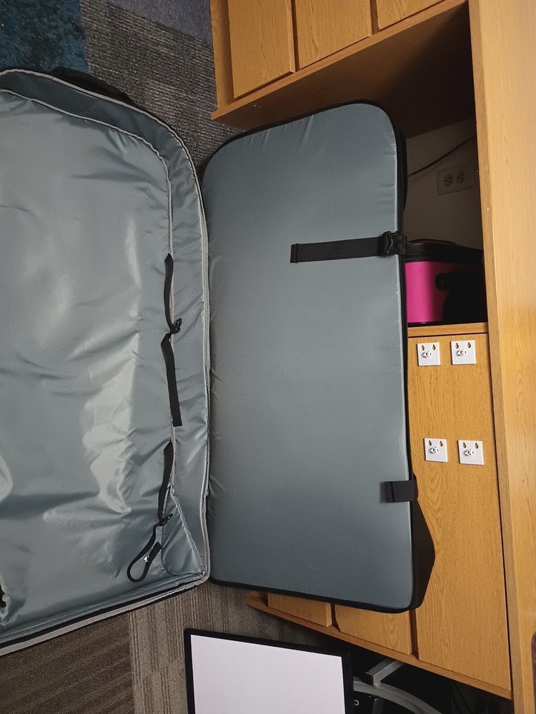 SKB Travel Bow Case