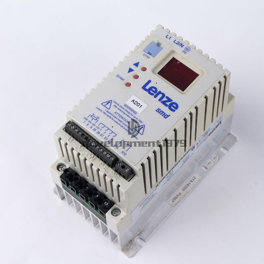 1PC Lenze frequency converter ESMD751C4TXA Used