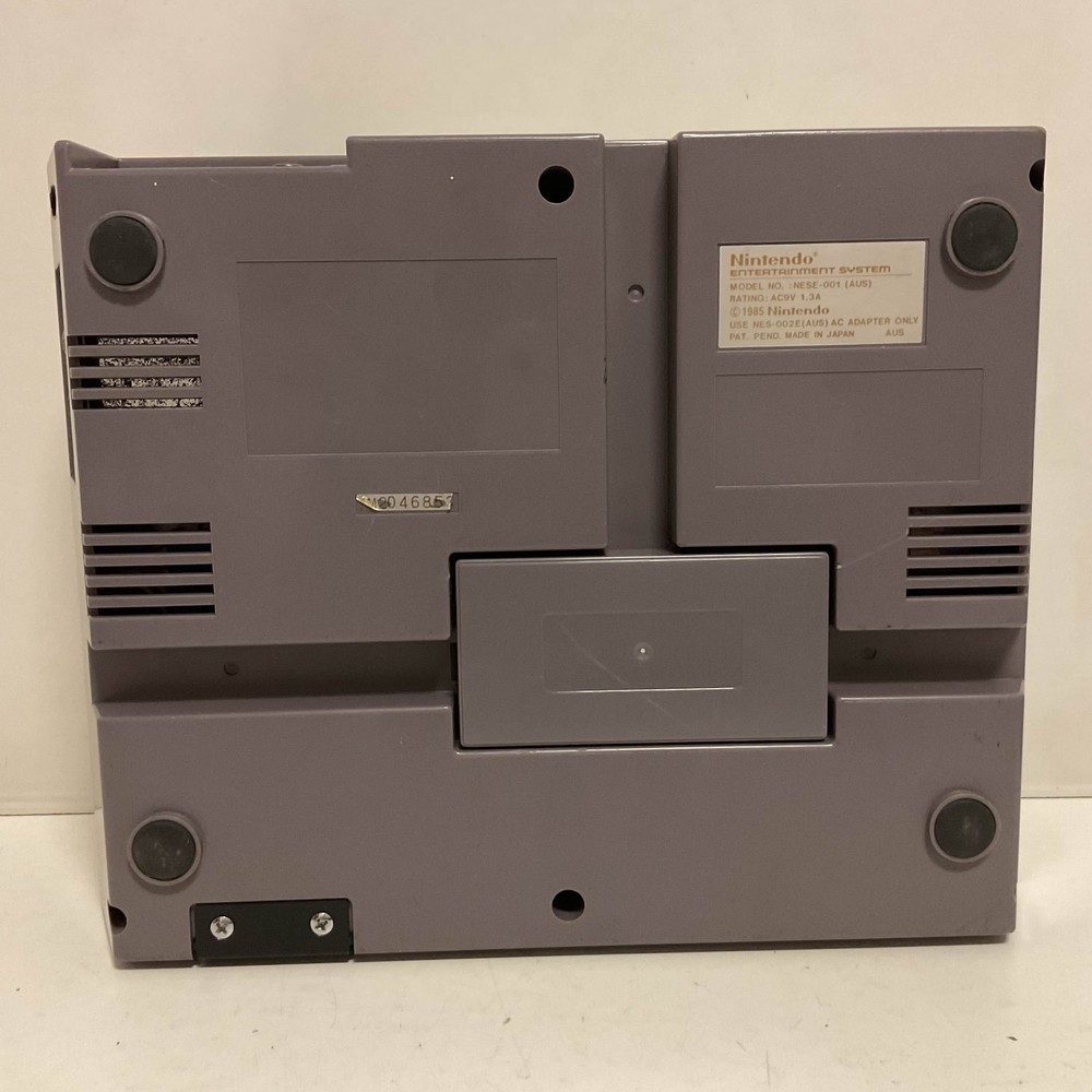 Nintendo NES Console Controller Region Free PAL - Boxed - Free Post