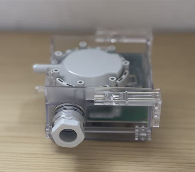 1pcs Huba 699.917026010 Control pressure sensor transmitter