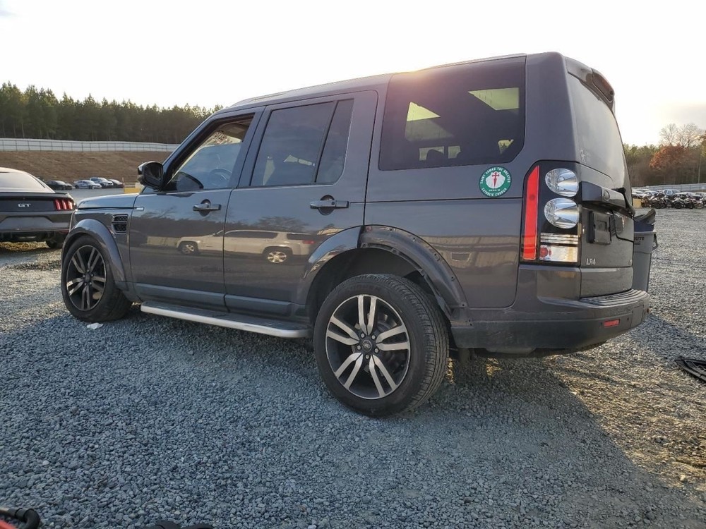 LR4 2016 Glove Box 4915510