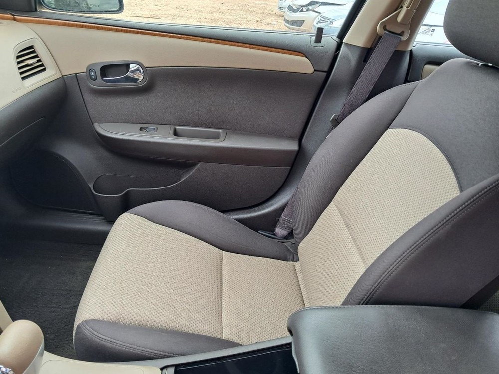 MALIBU 2010 Glove Box 4808760