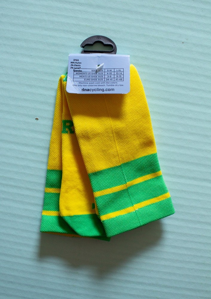 DNA Cycling - Performance Socks - Mens 6-9