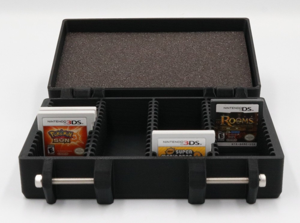 DS & 3DS Protective Carrying Case - Holds 60 Games