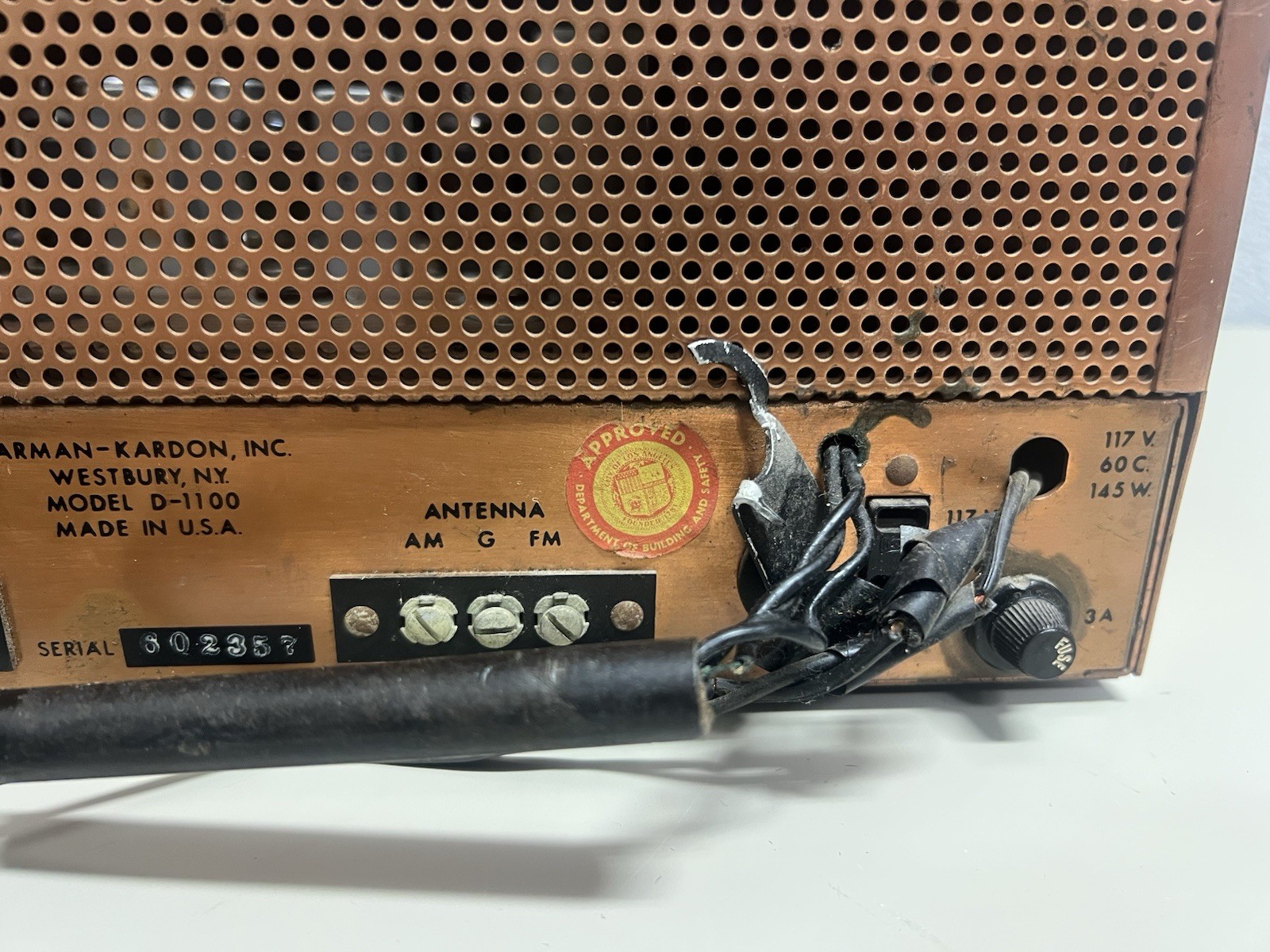 HARMAN KARDON D-1100 Tube Receiver For Parts Or Repair