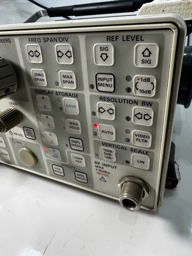 Tektronix 2710 Spectrum Analyzer