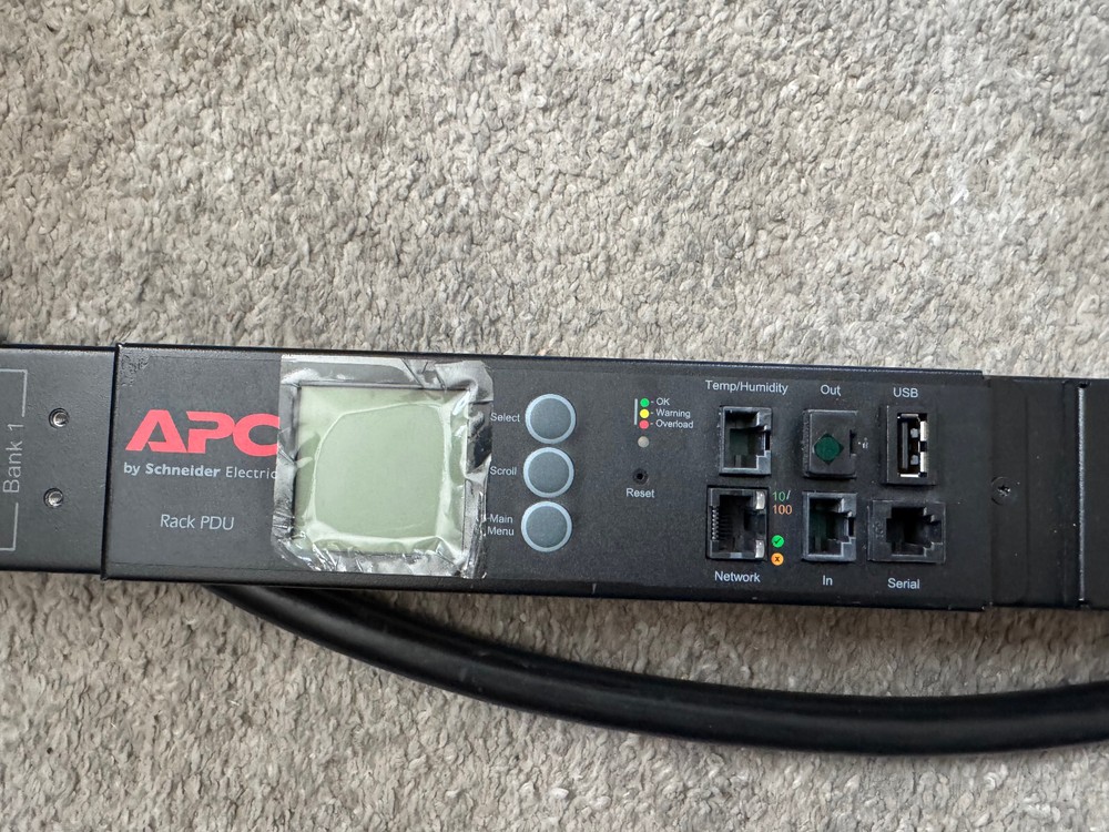 APC AP8870 Metered Rack PDU