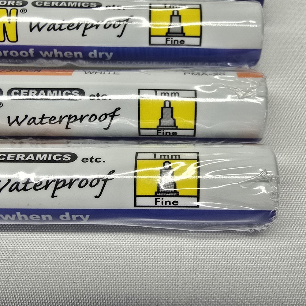 4 ZIG Posterman Waterproof Pens - 1mm Fine Tip chalkboards / mirrors/ ceramic