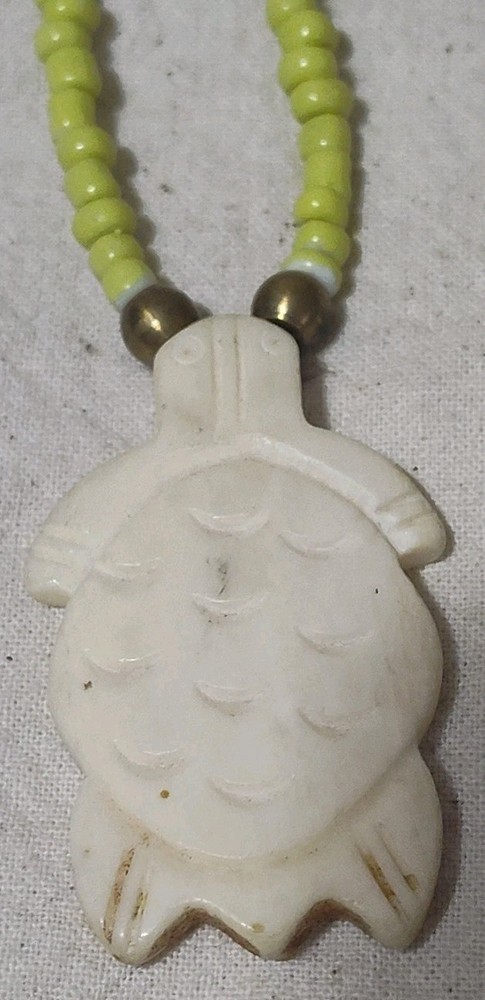 Native American Beaded Turtle Necklace 19" D21