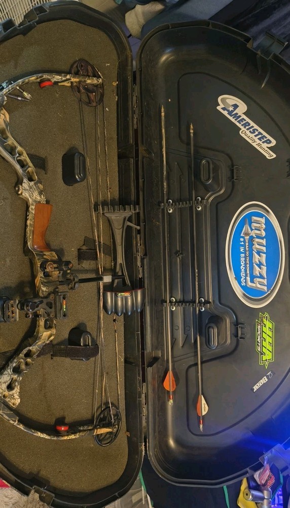 PARKER Bow RIGHT HAND COMPOUND BOW 60 POUND 28" DRAW GREAT SHAPE