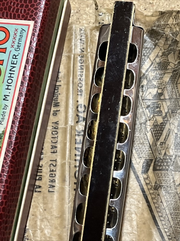 Hohner Harp harmonica Made In Germany C/G 8362/32