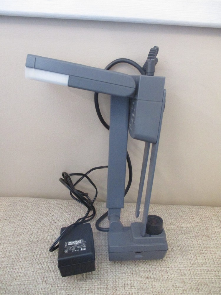 Elmo Visual Presenter DT-70 Table Top Presenter Lamp Camera