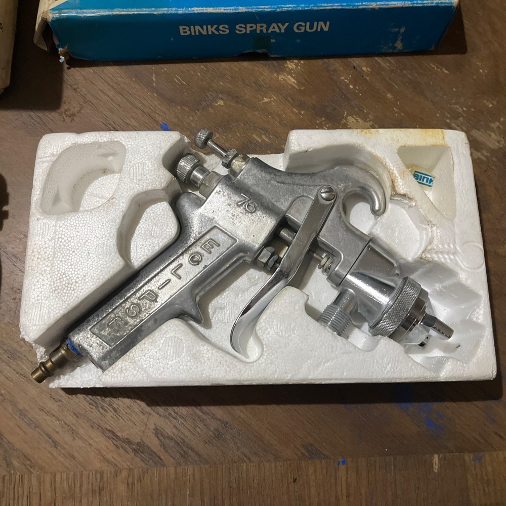 Brinks Spray Gun Model 18 And Drip Proof 2 Spray Gun Cup With Boxes