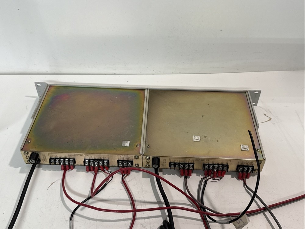 RTS Systems Moldel 424 Audio Distribution Amplifier