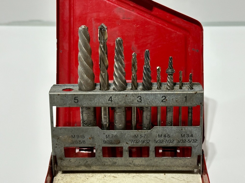 Matco Tools USA DEK10RH 10pc Cobalt Drill Bit and Extractor Set, Missing 1