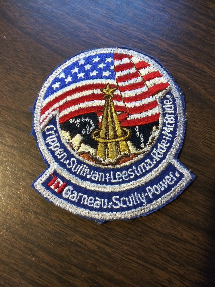 NASA STS-41-G Challenger Space Shuttle Program w/ Payload 2 - Small Round Patch