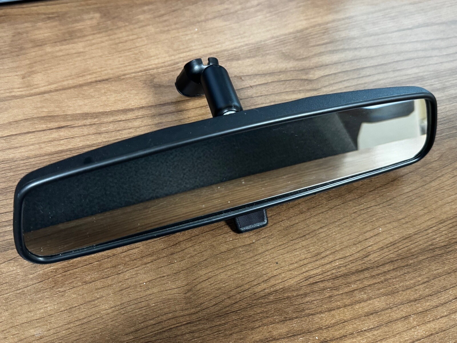 06-20 FORD F-150/E-150 REAR VIEW MIRROR MANUAL DIMMING ASSY OEM DONNELLY 011083