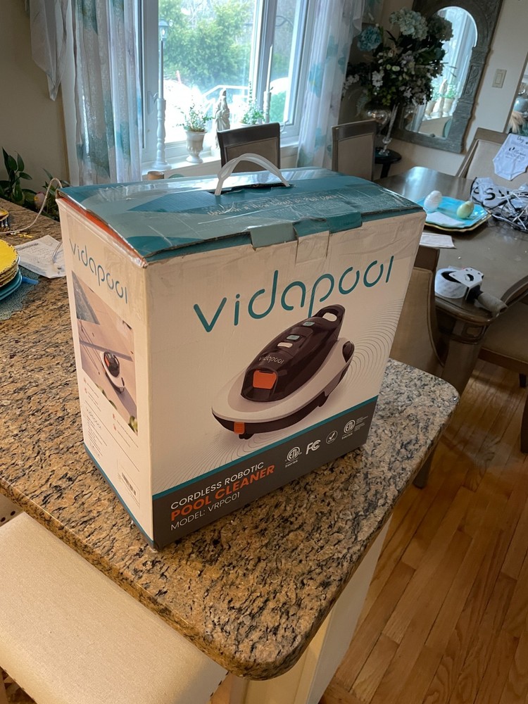 Vidapool Cordless Robotic Pool Cleaner, Portable Pool Vacuum VRPC01