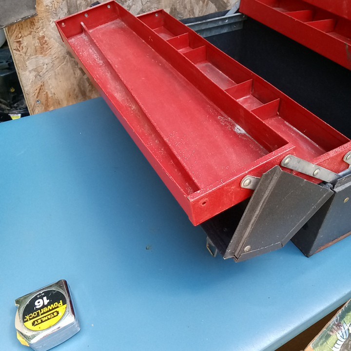 20" Cantilever Four Tray Tool Box