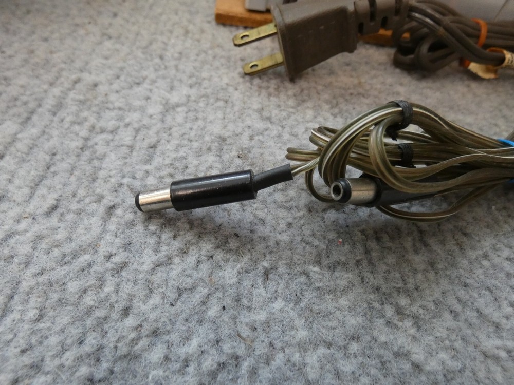 VINTAGE ACE CHARGER BOX 4 PLUG