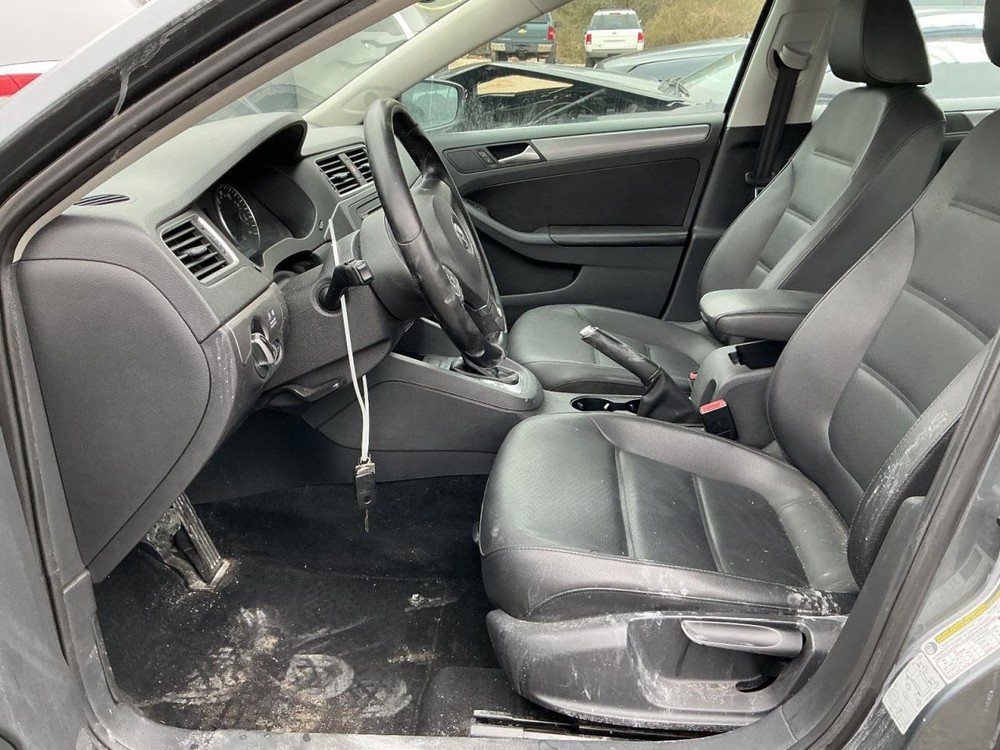 Fuse Box Engine Compartment Fits 12-22 PASSAT 4951879