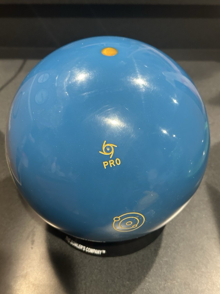 NIB #14 Storm Ion Pro Solid Bowling Ball