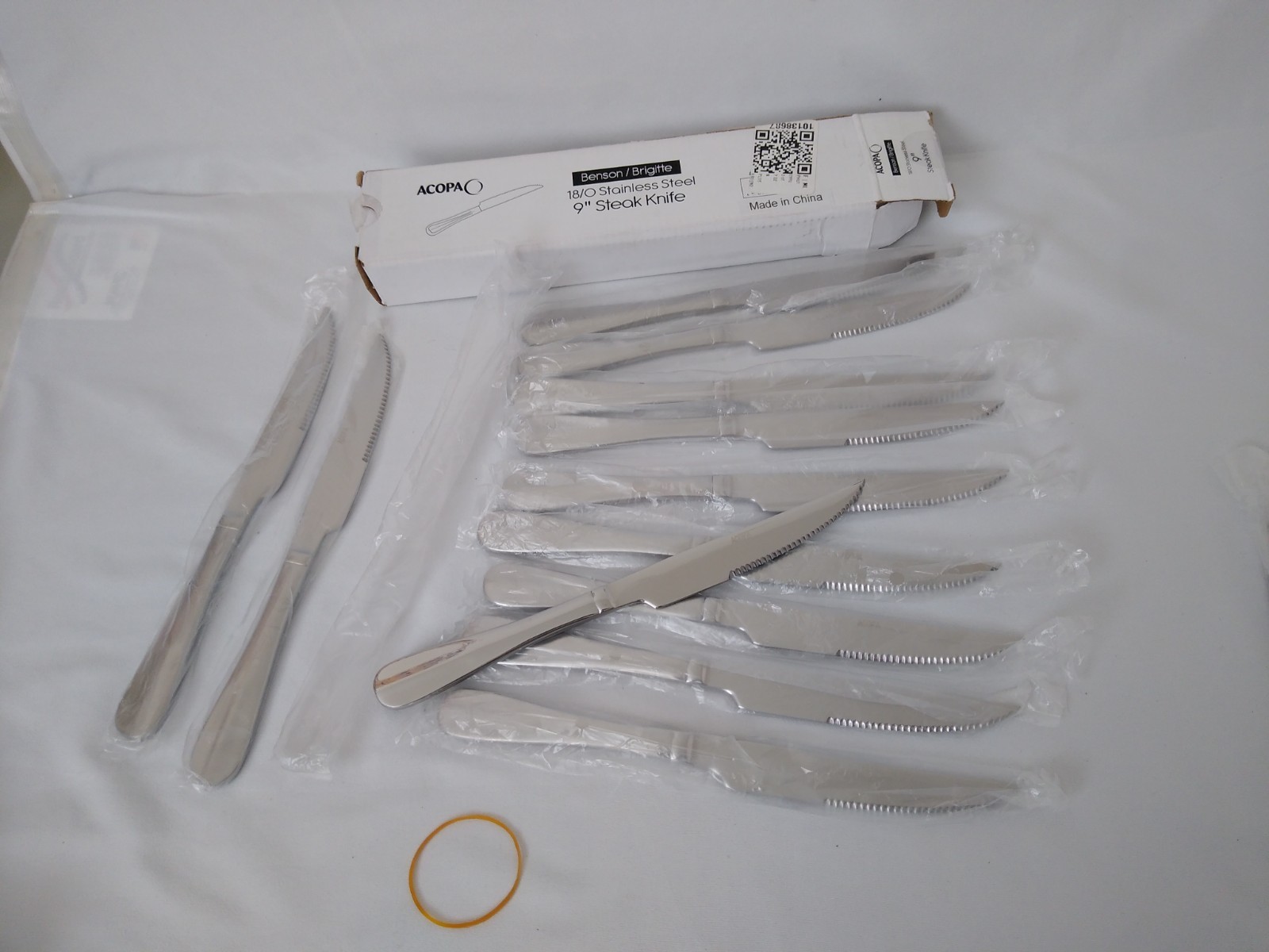 Acopa 18/0 Stainless Steel 9" Steak Knife 12 Pack Benson / Brigitte Flatware