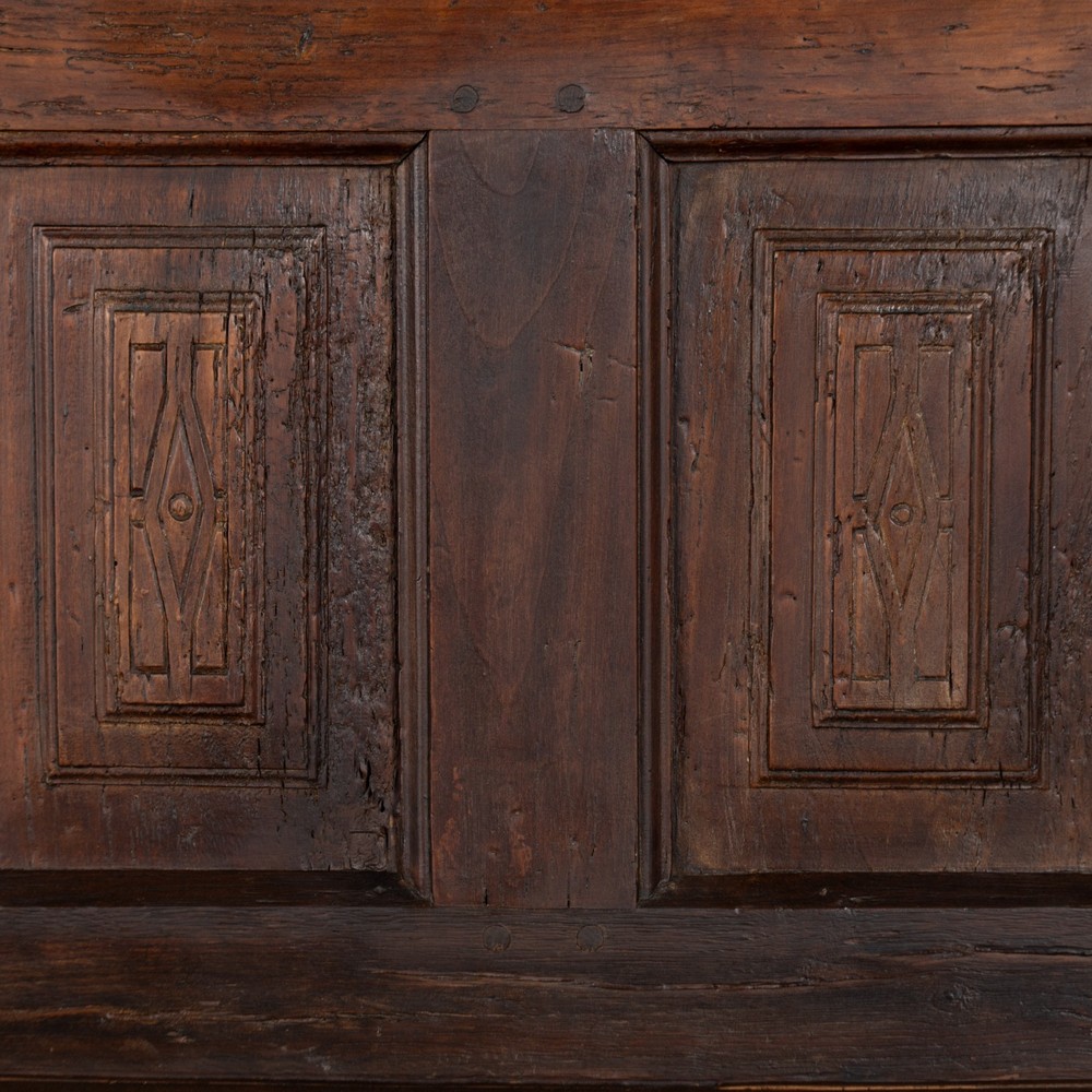 17th Century Chestnut Console Buffet Sideboard from Portugal