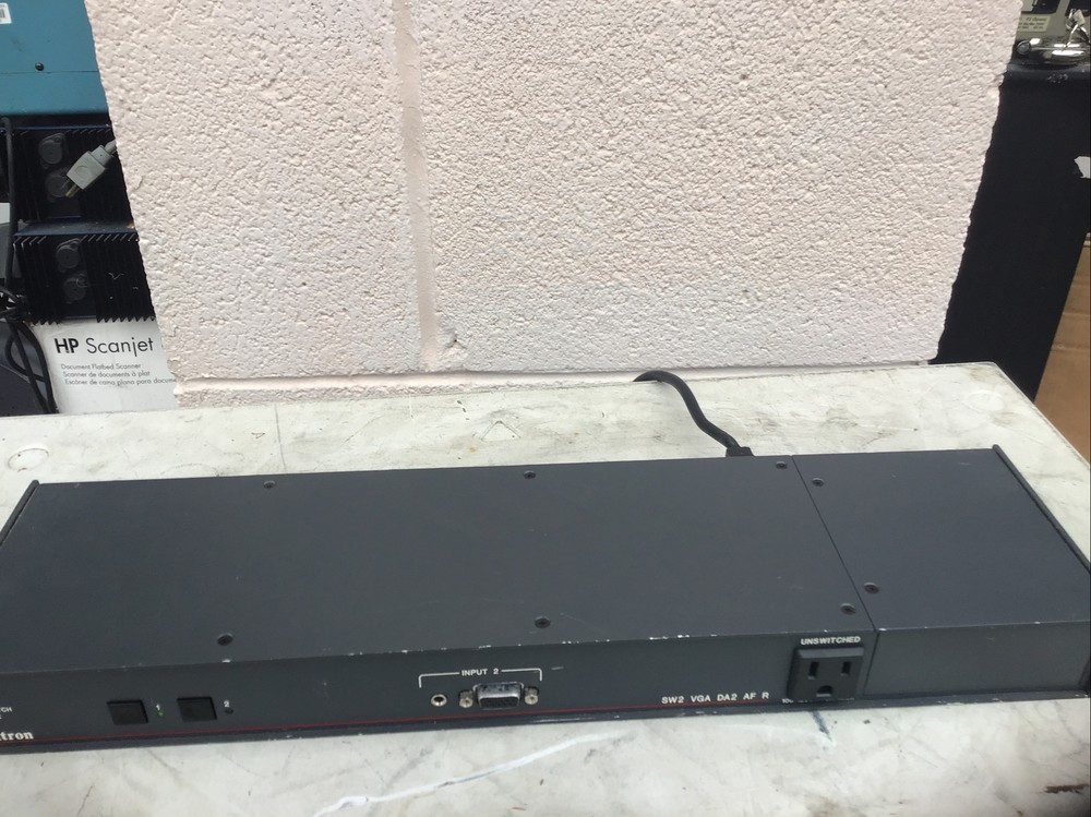 Extron SW2 VGA DA2 AF R Rack/Podium Switcher