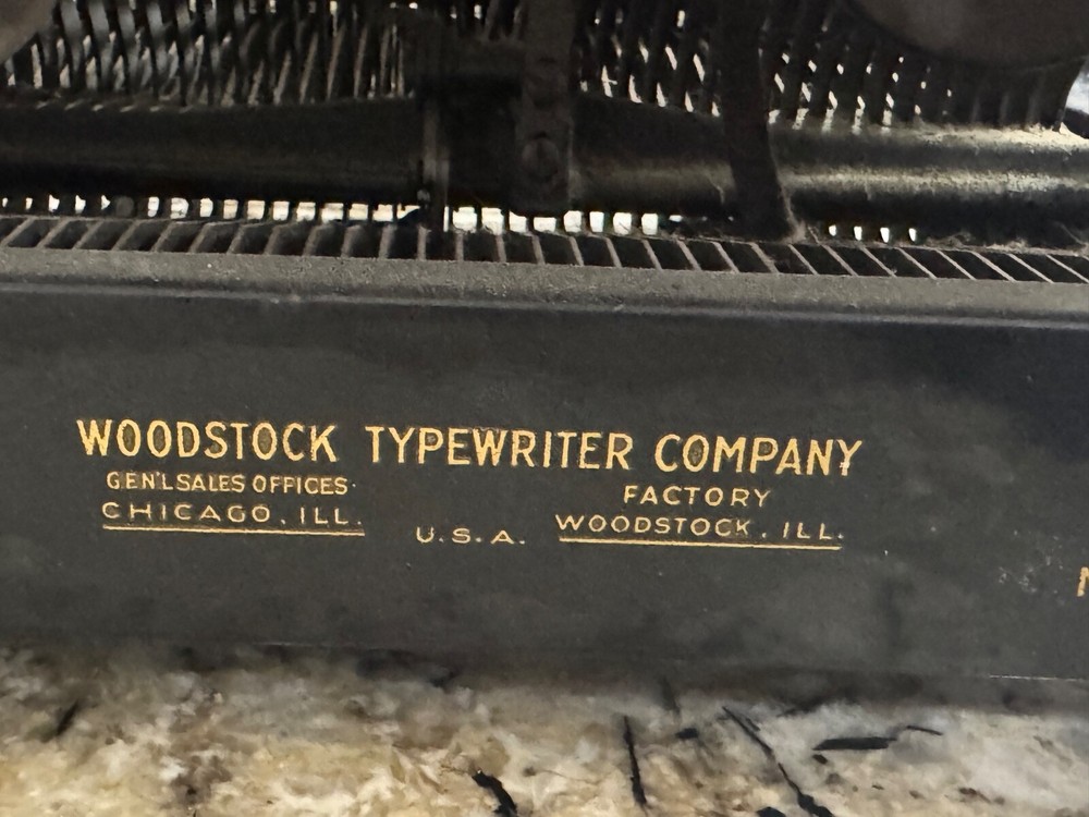 Antique Woodstock Manual Typewriter Model 5N Working