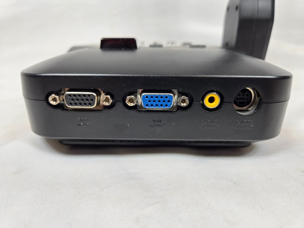 Avermedia AverVision CP135 Portable Digital Document Camera