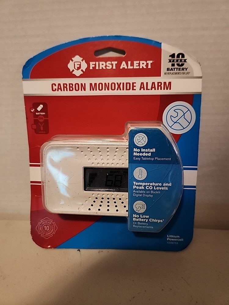 First Alert Carbon Monoxide Alarm Detector with Digital Temperature Display...