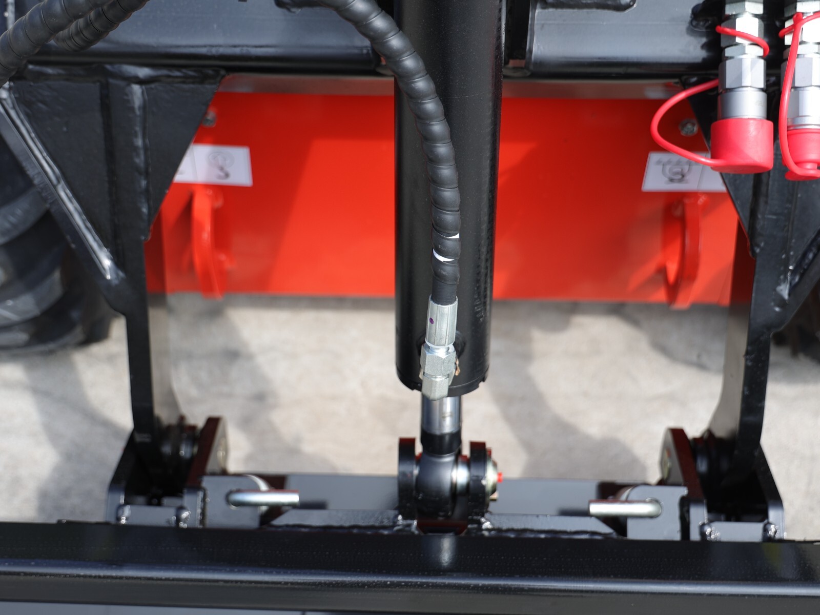 Honda 22.1 HP Tracked Skid-Steer Loader for Gardens Farming