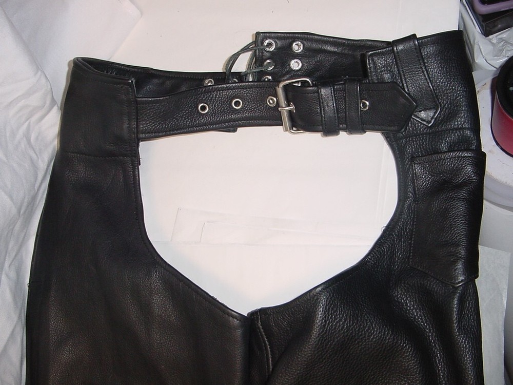 HOT LEATHERS MOTORCYCLE CHAPS - SIZE XS