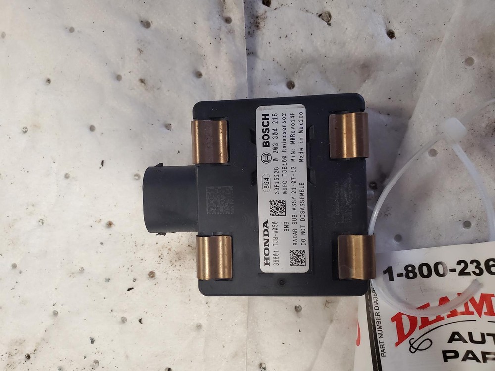 ACURA RDX Camera/Projector radar unit (grille mounted) 21