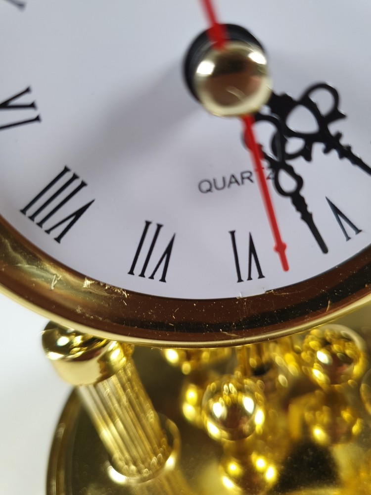 Jahresuhr Quartz Clock Made In Germany